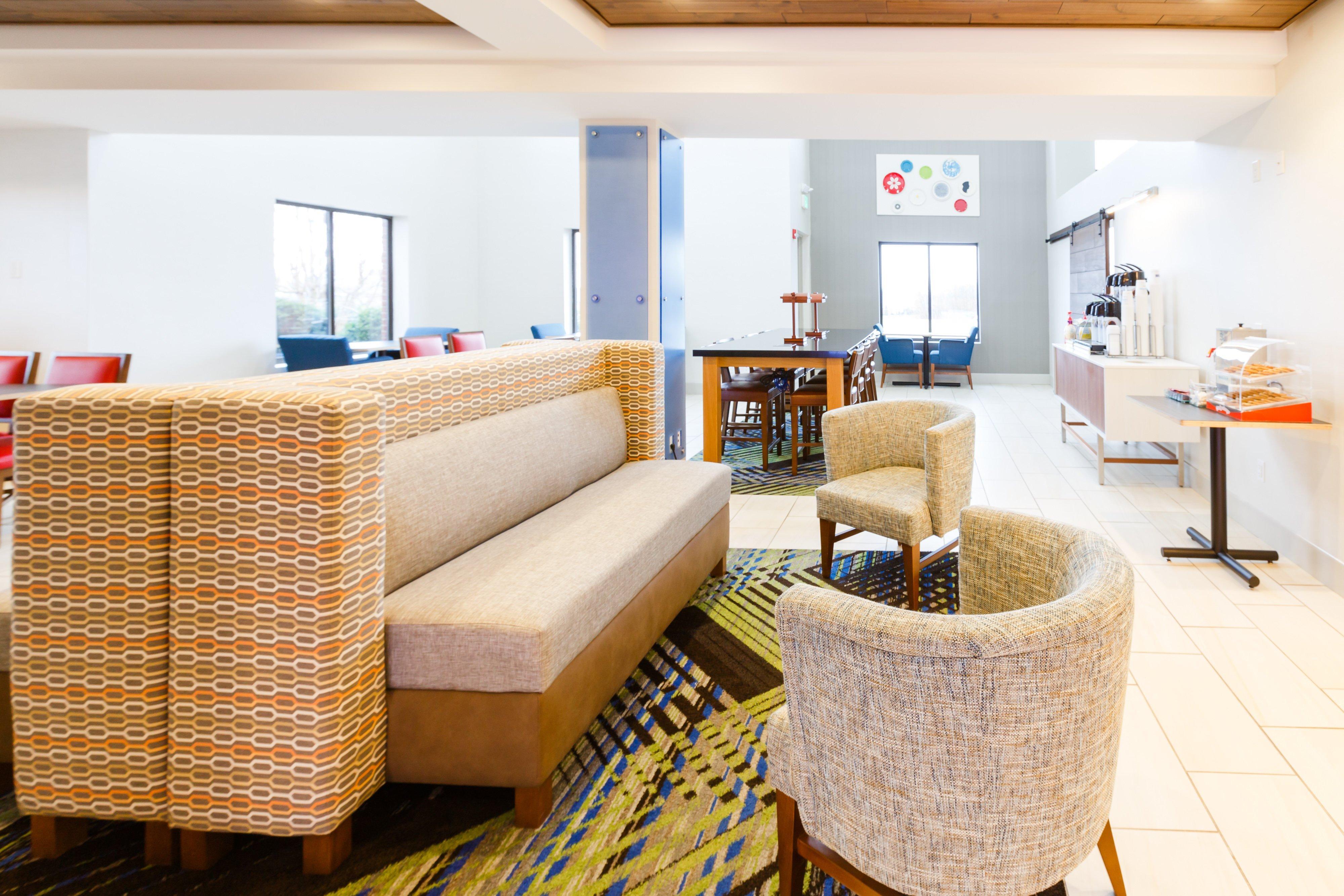 Holiday Inn Express & Suites Shelbyville By Ihg Zewnętrze zdjęcie