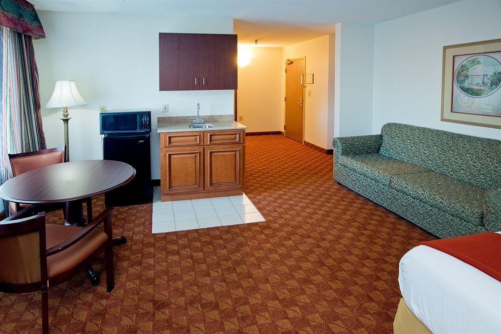 Holiday Inn Express & Suites Shelbyville By Ihg Pokój zdjęcie